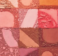 بنفت احمر خدود وردي رماني