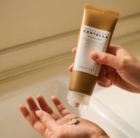 رغوة أمبول مدغشقر سينتيلا لتنظيف البشرة من سكين100...