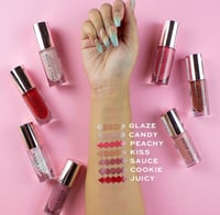 ميك اب ريفلوشن جلوس بلومبينج ريفوليوشن بوت بومب -...