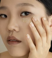 كريم تحت العين بالريتينول من بيوتي اوف جونسون