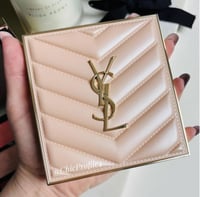 ايف سان لوران باليت احمر خدود الوجه جولدن أواسيس 6...