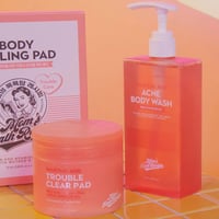 باقة مومز باث لصفاء البشرة و نضارتها