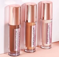 ريفوليوشن لندن كونسيلر سوبر سايز C4