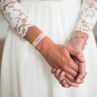 سوار العروس