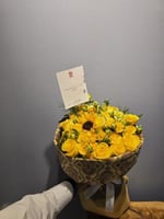 باقة ورد بشال كشميري رقم المنتج AAQ04300