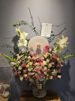 فازة ورد طبيعي وشوكلت بستاني AQ0057