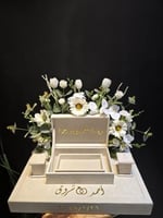 مجسم اكريلك للمهر بالورد رقم المنتج 4420