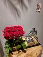 بوكس اكريلك ورد وشوكلت