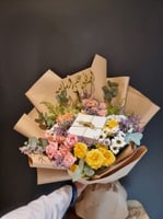 باقة ورد وربع باتشي 10152