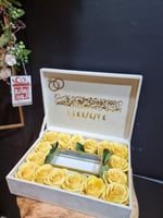 بوكس ورد صناعي شبه طبيعي وبوكس المهر 035