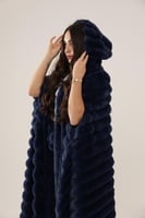 بشت نسائي مغربي فرو ناعم من الخارج