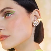 أقراط زهرة الاقحوان