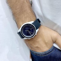 ساعة رجالية اسود في ابيضlouis ston