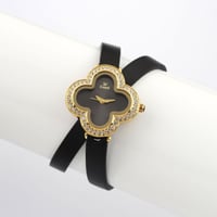 ساعة يد نسائية أنيقة Evard