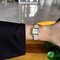 ساعة نسائية جلد طبيعي روز