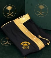 الاسود