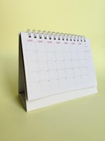 تقويم مكتبي ميلادي - تصميم خيال