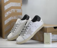 جولدن جوس ابيض - رمادي