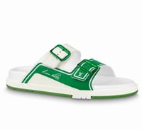 حذاء LV اخضر . ابيض