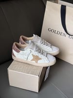Golden Goose )