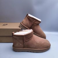 UGG شوز