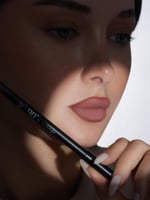 محدد التسعينات - 90s lipliner