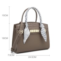 شنطة نسائية لون رمادي من لادون