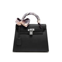 شنطة نسائية لون أسود من لادون