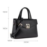 شنطة نسائية لون أسود من لادون