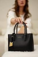 شنطة نسائية - لون أسود - لادون