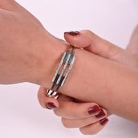 أسوارة نسائية لون فضي من لادون