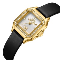 ساعة نسائية فاخرة بإطار مربع ذهبي وسوار أسود أنيق