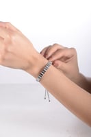 أسوارة نسائية لون فضي من لادون