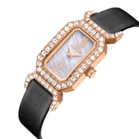 ساعة نسائية جلد لون أسود من لادون