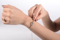 أسوارة نسائية لون ذهبي من لادون