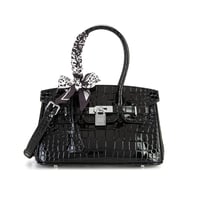 شنطة نسائية لون أسود من لادون