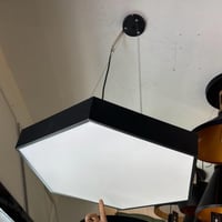 علاقي غرف ومكاتب ليد اضاءه كريمي متوفر بشكل سداسي...