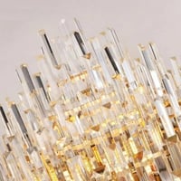 ثريات كريستال تتألق عبر الطبقات من الكريستال مما ي...