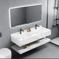 مغسلة رخام أبيض مع مرآةليد – متوفر بعده بمقاسات