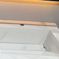 مغسلة لون ابيض مرخم فاخرة مع مرآة LED – تصميم عصري...