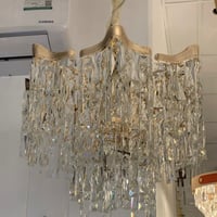 ثريا كريستال فاخرة – تصميم دائري ومستطيل بعدة مقاس...