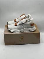 On Running CLOUDNOVA WHITE/PEARL