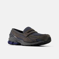 New Balance 1906L loafer Magnet with Phantom and I...