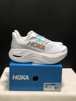 حذاء سنيكرز HOKA One One SKYWARD X