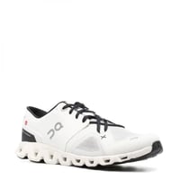 On Running Cloud X 3 trainers in white