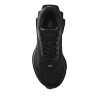 alo yoga runner black/black