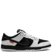 Nike x TIGHTBOOTH SB Dunk Low
