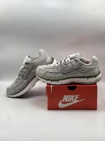 P-6000 "Light Iron Ore" sneakers