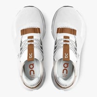 On Running CLOUDNOVA WHITE/PEARL