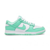 Dunk Low 'Green Glow'